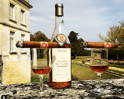 Cognac Napoléon Château de Plassac aux armes de la famille Dampierre