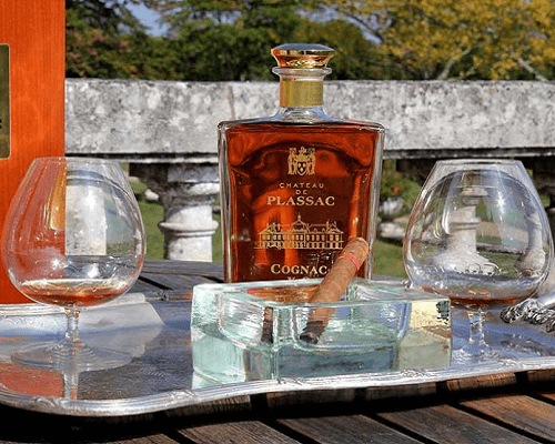 Cognac XO d’exception Château de Plassac aux 5 médailles d’or Etui Luxe